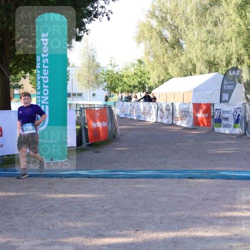07.09.2025 - 19. Norderstedt Triathlon Zöllner http://msf.ph/oto/8770384 07.09.2025 09:22:35 Ziel 19 meine-sportfotos.de
