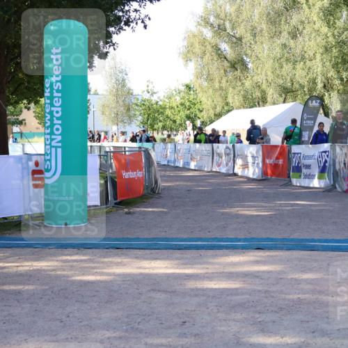 07.09.2025 - 19. Norderstedt Triathlon Zöllner http://msf.ph/oto/8770409 07.09.2025 09:44:45 Ziel 553 meine-sportfotos.de