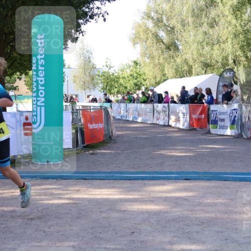 07.09.2025 - 19. Norderstedt Triathlon Zöllner http://msf.ph/oto/8770473 07.09.2025 09:45:57 Ziel 594, 595, 604 meine-sportfotos.de