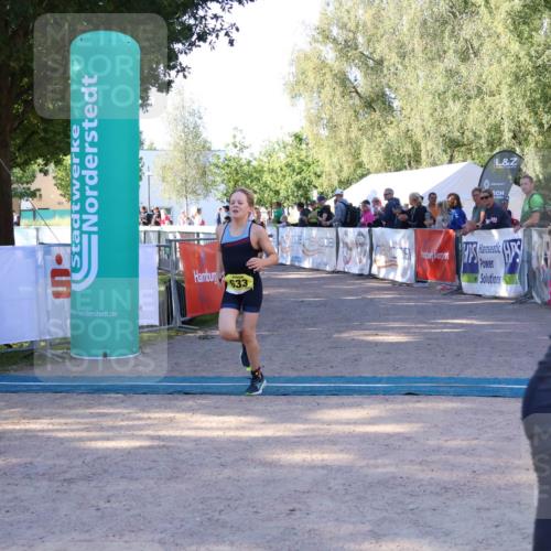 07.09.2025 - 19. Norderstedt Triathlon Zöllner http://msf.ph/oto/8770562 07.09.2025 09:46:53 Ziel 556, 570, 633 meine-sportfotos.de