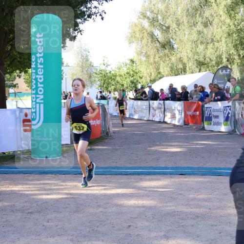 07.09.2025 - 19. Norderstedt Triathlon Zöllner http://msf.ph/oto/8770570 07.09.2025 09:46:54 Ziel 556, 570, 633 meine-sportfotos.de