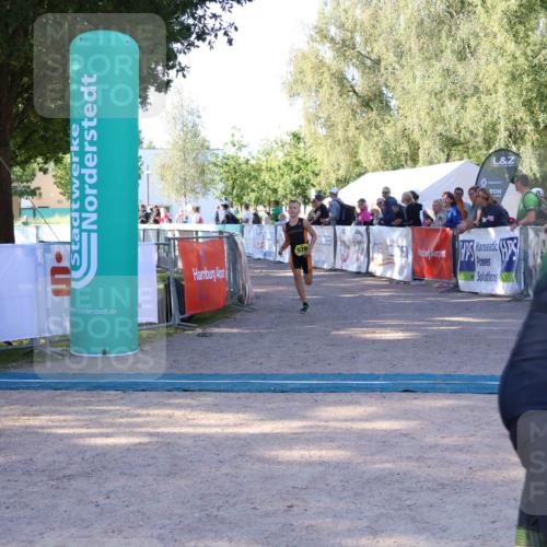 07.09.2025 - 19. Norderstedt Triathlon Zöllner http://msf.ph/oto/8770594 07.09.2025 09:46:55 Ziel 556, 570, 633 meine-sportfotos.de