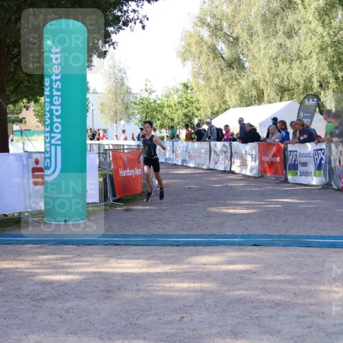 07.09.2025 - 19. Norderstedt Triathlon Zöllner http://msf.ph/oto/8770647 07.09.2025 09:47:26 Ziel 568 meine-sportfotos.de