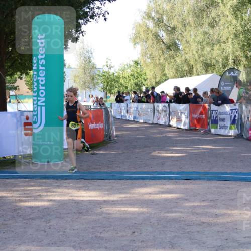 07.09.2025 - 19. Norderstedt Triathlon Zöllner http://msf.ph/oto/8770879 07.09.2025 09:48:29 Ziel 576, 598, 603, 607, 623 meine-sportfotos.de