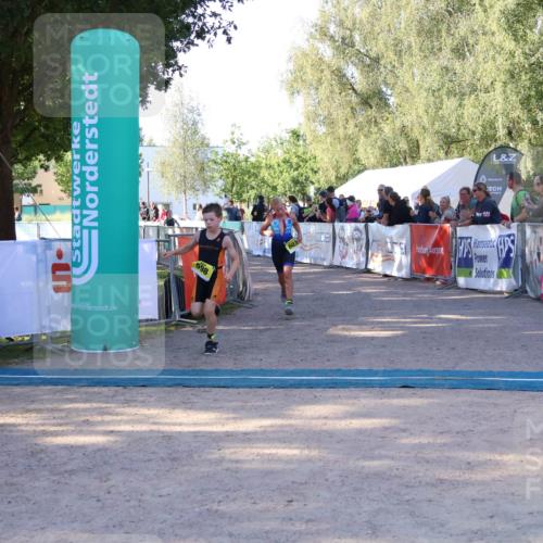 07.09.2025 - 19. Norderstedt Triathlon Zöllner http://msf.ph/oto/8770894 07.09.2025 09:48:32 Ziel 598, 603, 623 meine-sportfotos.de