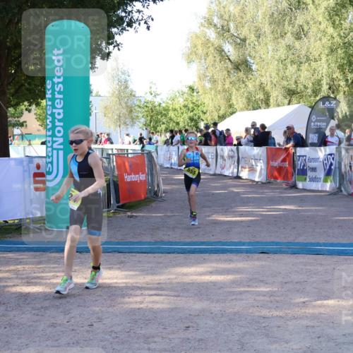 07.09.2025 - 19. Norderstedt Triathlon Zöllner http://msf.ph/oto/8771139 07.09.2025 09:49:44 Ziel 555, 624 meine-sportfotos.de