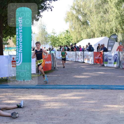 07.09.2025 - 19. Norderstedt Triathlon Zöllner http://msf.ph/oto/8771193 07.09.2025 09:49:52 Ziel 577, 618 meine-sportfotos.de