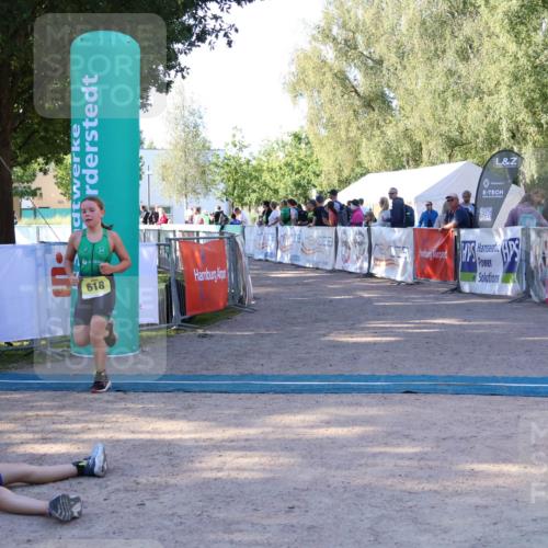 07.09.2025 - 19. Norderstedt Triathlon Zöllner http://msf.ph/oto/8771257 07.09.2025 09:49:55 Ziel 577, 618 meine-sportfotos.de