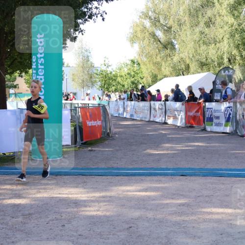 07.09.2025 - 19. Norderstedt Triathlon Zöllner http://msf.ph/oto/8771378 07.09.2025 09:50:27 Ziel 584 meine-sportfotos.de