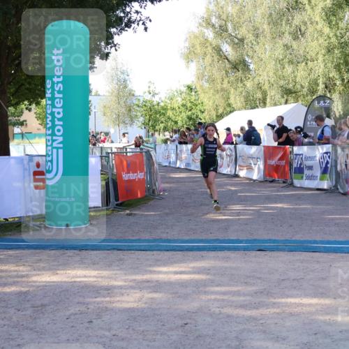 07.09.2025 - 19. Norderstedt Triathlon Zöllner http://msf.ph/oto/8771408 07.09.2025 09:51:10 Ziel 599, 622 meine-sportfotos.de