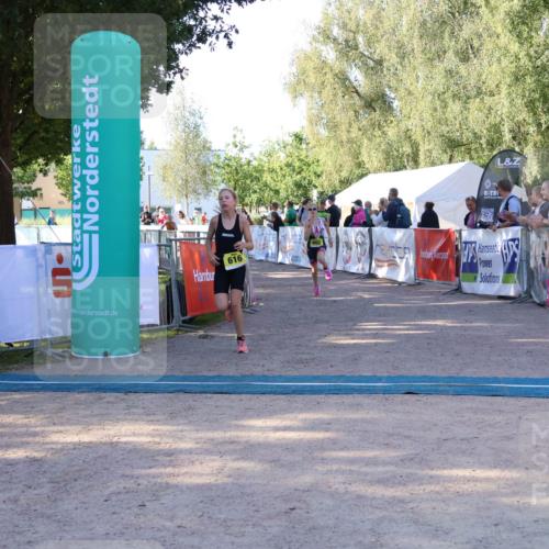 07.09.2025 - 19. Norderstedt Triathlon Zöllner http://msf.ph/oto/8771467 07.09.2025 09:51:24 Ziel 602, 606, 615, 616, 621 meine-sportfotos.de
