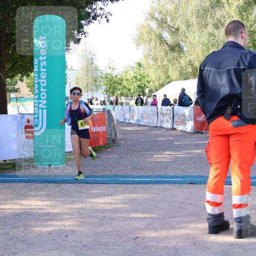 07.09.2025 - 19. Norderstedt Triathlon Zöllner http://msf.ph/oto/8771729 07.09.2025 09:54:17 Ziel 578 meine-sportfotos.de