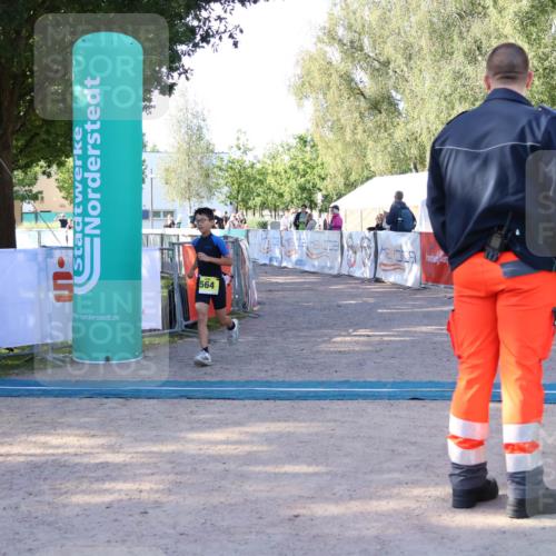 07.09.2025 - 19. Norderstedt Triathlon Zöllner http://msf.ph/oto/8771756 07.09.2025 09:54:47 Ziel 564 meine-sportfotos.de