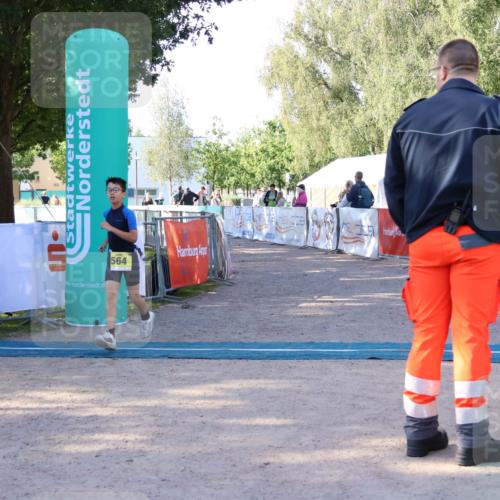 07.09.2025 - 19. Norderstedt Triathlon Zöllner http://msf.ph/oto/8771765 07.09.2025 09:54:48 Ziel 564 meine-sportfotos.de