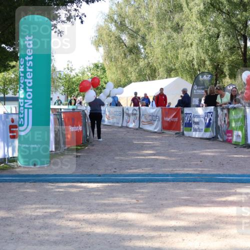 07.09.2025 - 19. Norderstedt Triathlon Zöllner http://msf.ph/oto/8771908 07.09.2025 10:34:23 Ziel  meine-sportfotos.de