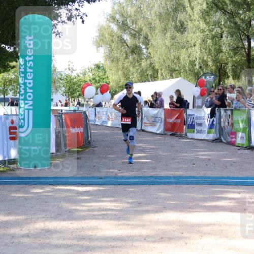 07.09.2025 - 19. Norderstedt Triathlon Zöllner http://msf.ph/oto/8771979 07.09.2025 10:38:58 Ziel 1147 meine-sportfotos.de