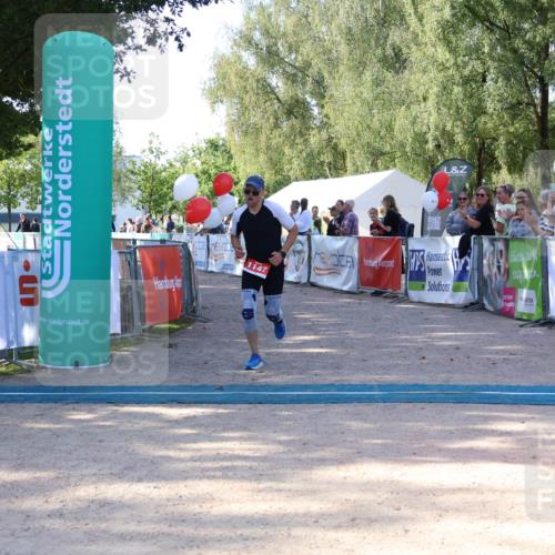 07.09.2025 - 19. Norderstedt Triathlon Zöllner http://msf.ph/oto/8771986 07.09.2025 10:38:58 Ziel 1147 meine-sportfotos.de