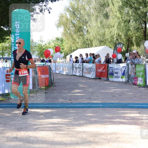 07.09.2025 - 19. Norderstedt Triathlon Zöllner http://msf.ph/oto/8772105 07.09.2025 10:42:14 Ziel 1148 meine-sportfotos.de
