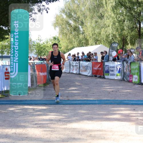 07.09.2025 - 19. Norderstedt Triathlon Zöllner http://msf.ph/oto/8772144 07.09.2025 10:44:29 Ziel 1135 meine-sportfotos.de