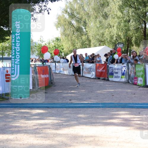 07.09.2025 - 19. Norderstedt Triathlon Zöllner http://msf.ph/oto/8772183 07.09.2025 10:46:24 Ziel 1140 meine-sportfotos.de