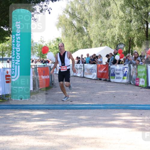 07.09.2025 - 19. Norderstedt Triathlon Zöllner http://msf.ph/oto/8772197 07.09.2025 10:46:26 Ziel 1140 meine-sportfotos.de
