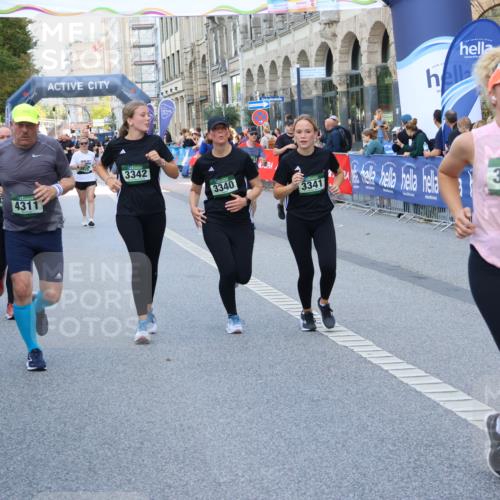 07.09.2025 - BARMER Alsterlauf Strokosch-Dieckow http://msf.ph/oto/8772303 07.09.2025 10:09:32 Ziel 2023, 2082, 2197, 2363, 2391, 2469, 2586, 2622, 2805, 2925, 3054, 3250, 3549, 4203, 4260, 4743, 4838, 4893, 4915, 4933, 4935, 5052, 5443, 6000, 6159, 8115, 8147, 8162 meine-sportfotos.de