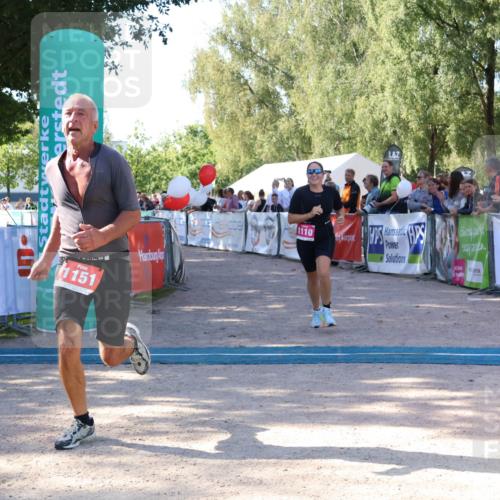 07.09.2025 - 19. Norderstedt Triathlon Zöllner http://msf.ph/oto/8772363 07.09.2025 10:48:23 Ziel 1110, 1151 meine-sportfotos.de