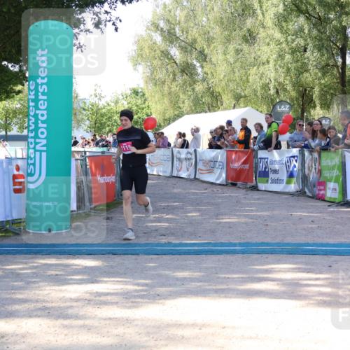 07.09.2025 - 19. Norderstedt Triathlon Zöllner http://msf.ph/oto/8772382 07.09.2025 10:48:36 Ziel 1115 meine-sportfotos.de
