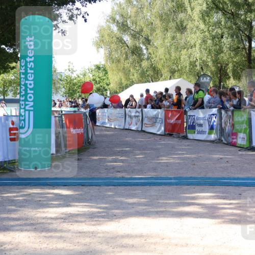 07.09.2025 - 19. Norderstedt Triathlon Zöllner http://msf.ph/oto/8772425 07.09.2025 10:49:01 Ziel 654, 1117 meine-sportfotos.de