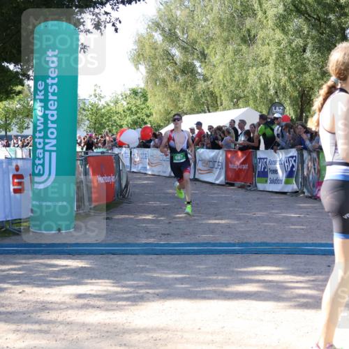 07.09.2025 - 19. Norderstedt Triathlon Zöllner http://msf.ph/oto/8772726 07.09.2025 10:52:14 Ziel 667, 1146 meine-sportfotos.de