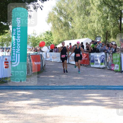 07.09.2025 - 19. Norderstedt Triathlon Zöllner http://msf.ph/oto/8772756 07.09.2025 10:52:18 Ziel 667, 1114, 1141 meine-sportfotos.de