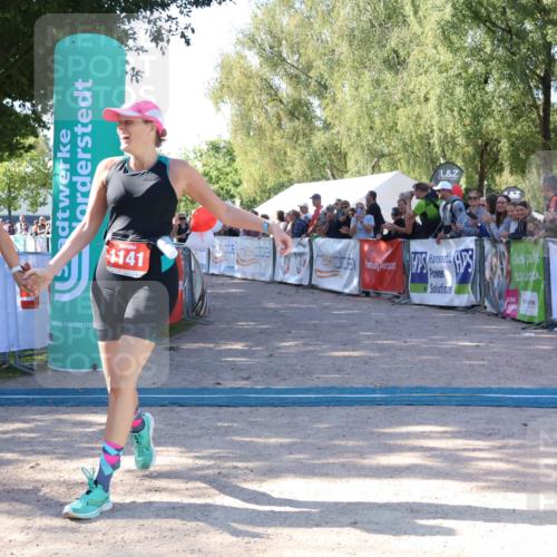 07.09.2025 - 19. Norderstedt Triathlon Zöllner http://msf.ph/oto/8772786 07.09.2025 10:52:21 Ziel 112, 1114, 1141 meine-sportfotos.de