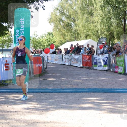 07.09.2025 - 19. Norderstedt Triathlon Zöllner http://msf.ph/oto/8773104 07.09.2025 10:54:45 Ziel 657, 1131 meine-sportfotos.de