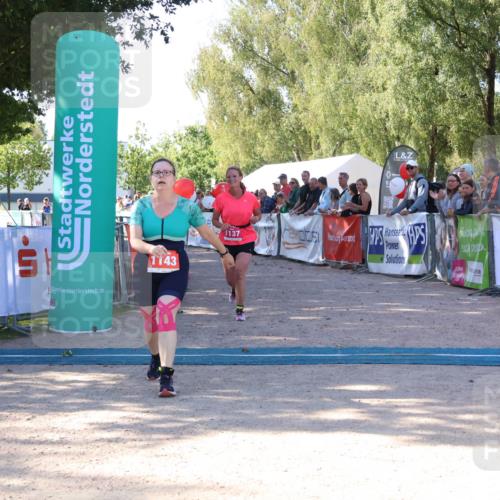 07.09.2025 - 19. Norderstedt Triathlon Zöllner http://msf.ph/oto/8773120 07.09.2025 10:55:10 Ziel 678, 1137, 1143 meine-sportfotos.de