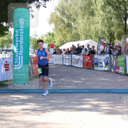 07.09.2025 - 19. Norderstedt Triathlon Zöllner http://msf.ph/oto/8773157 07.09.2025 10:55:19 Ziel 676 meine-sportfotos.de