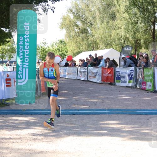 07.09.2025 - 19. Norderstedt Triathlon Zöllner http://msf.ph/oto/8773312 07.09.2025 10:56:02 Ziel 134, 637, 680 meine-sportfotos.de