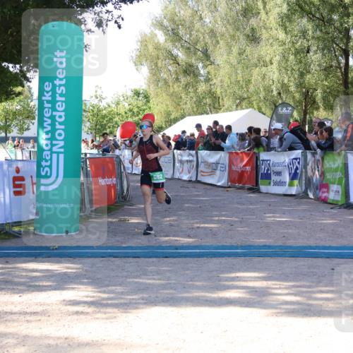 07.09.2025 - 19. Norderstedt Triathlon Zöllner http://msf.ph/oto/8773439 07.09.2025 10:56:35 Ziel 70, 102, 682 meine-sportfotos.de