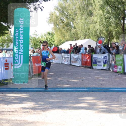 07.09.2025 - 19. Norderstedt Triathlon Zöllner http://msf.ph/oto/8773499 07.09.2025 10:56:44 Ziel 70, 76, 102 meine-sportfotos.de