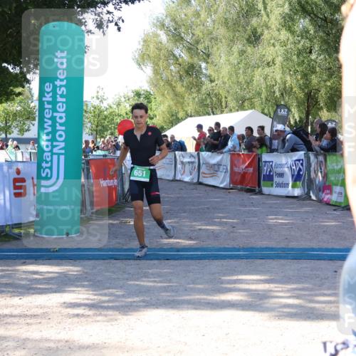 07.09.2025 - 19. Norderstedt Triathlon Zöllner http://msf.ph/oto/8773520 07.09.2025 10:56:55 Ziel 651 meine-sportfotos.de