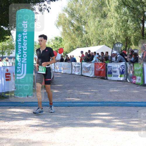 07.09.2025 - 19. Norderstedt Triathlon Zöllner http://msf.ph/oto/8773527 07.09.2025 10:56:56 Ziel 651 meine-sportfotos.de