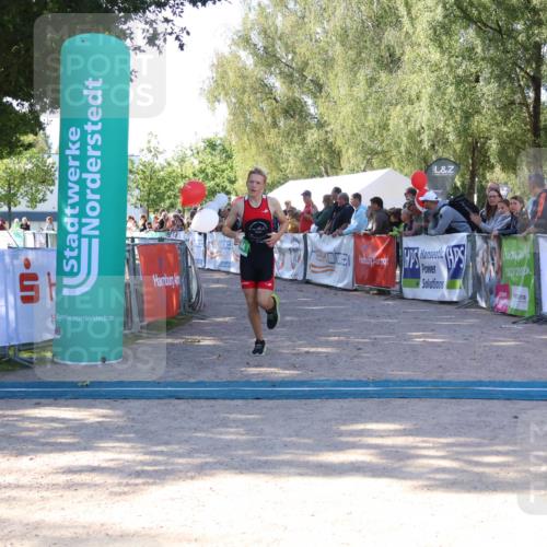 07.09.2025 - 19. Norderstedt Triathlon Zöllner http://msf.ph/oto/8773569 07.09.2025 10:57:14 Ziel 104 meine-sportfotos.de