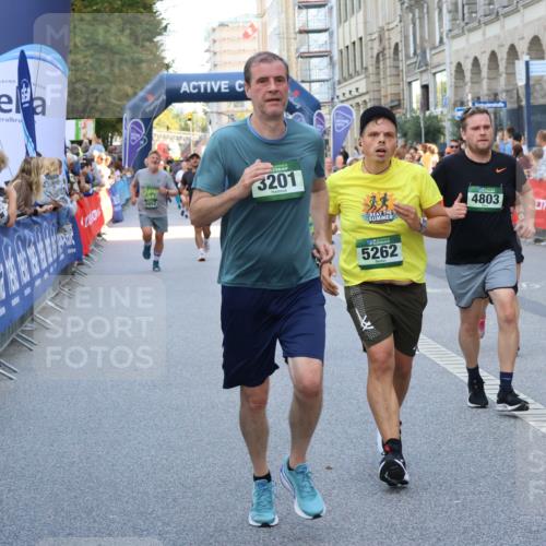 07.09.2025 - BARMER Alsterlauf Strokosch-Dieckow http://msf.ph/oto/8773625 07.09.2025 10:09:14 Ziel 2224, 2363, 2391, 2925, 3770, 4155, 4203, 4296, 4435, 4474, 4522, 4714, 4743, 4906, 4915, 5052, 5131, 5443, 5519, 5533, 5821, 6190, 6258 meine-sportfotos.de
