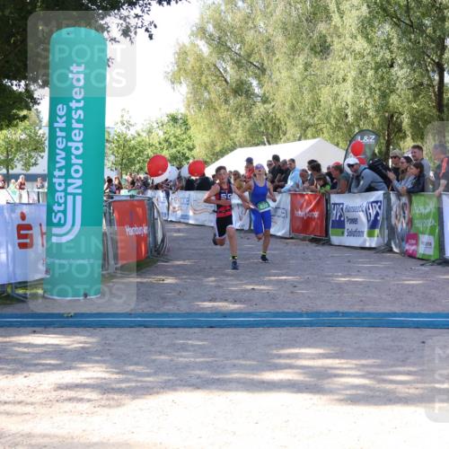 07.09.2025 - 19. Norderstedt Triathlon Zöllner http://msf.ph/oto/8773795 07.09.2025 10:58:08 Ziel 60, 130, 638 meine-sportfotos.de