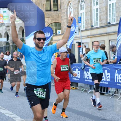 07.09.2025 - BARMER Alsterlauf Strokosch-Dieckow http://msf.ph/oto/8773809 07.09.2025 10:09:01 Ziel 2793, 3007, 3254, 3318, 3340, 3341, 3342, 3603, 3674, 3825, 4296, 4311, 4377, 4421, 4435, 5131, 5188, 5263, 5821, 8289, 8365 meine-sportfotos.de