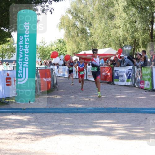 07.09.2025 - 19. Norderstedt Triathlon Zöllner http://msf.ph/oto/8773841 07.09.2025 10:58:14 Ziel 60, 108, 115, 638, 670 meine-sportfotos.de