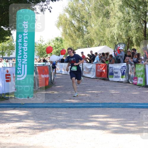 07.09.2025 - 19. Norderstedt Triathlon Zöllner http://msf.ph/oto/8773885 07.09.2025 10:58:33 Ziel 57, 693 meine-sportfotos.de