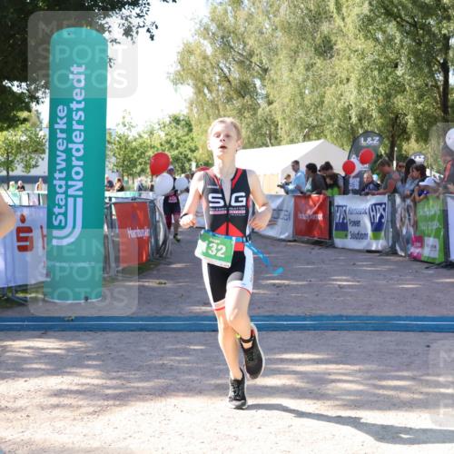 07.09.2025 - 19. Norderstedt Triathlon Zöllner http://msf.ph/oto/8774077 07.09.2025 10:59:52 Ziel 73, 132, 1123 meine-sportfotos.de
