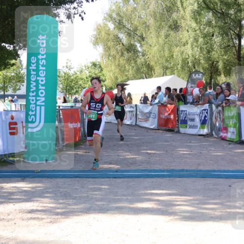 07.09.2025 - 19. Norderstedt Triathlon Zöllner http://msf.ph/oto/8774123 07.09.2025 11:00:17 Ziel 61, 681, 691 meine-sportfotos.de