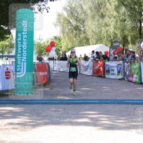 07.09.2025 - 19. Norderstedt Triathlon Zöllner http://msf.ph/oto/8774247 07.09.2025 11:01:09 Ziel 62, 127 meine-sportfotos.de