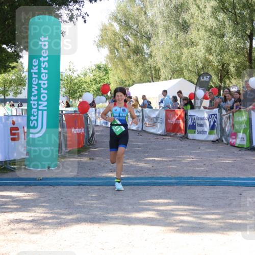 07.09.2025 - 19. Norderstedt Triathlon Zöllner http://msf.ph/oto/8774479 07.09.2025 11:02:10 Ziel 111 meine-sportfotos.de